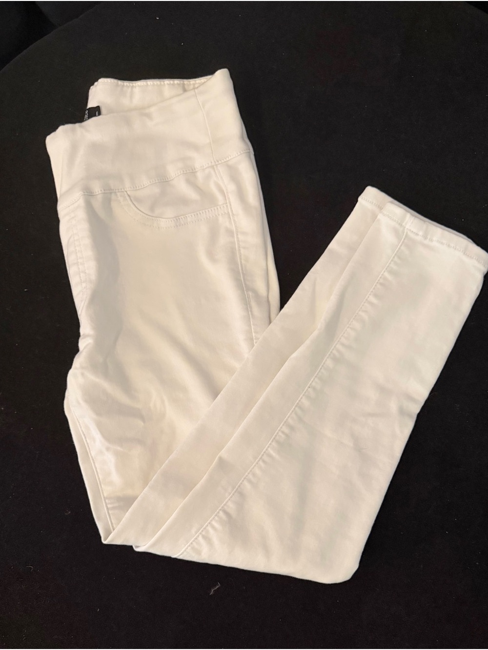 Women's White Stretch Jeggings - Sleek Slim Fit